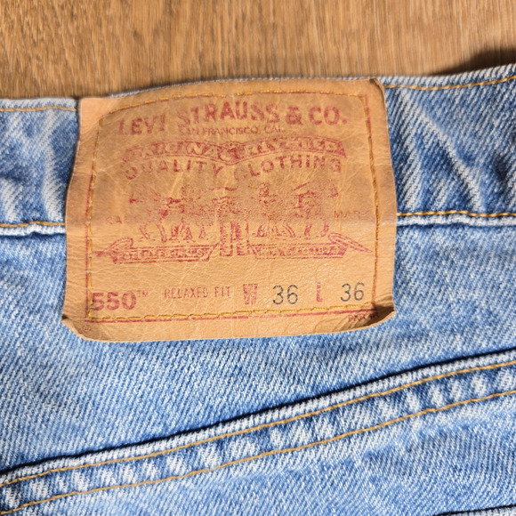 Vintage Levi’s 550 Jeans 34x34 Made in USA 1996 Light Wash Relaxed Fit Tapered - Picture 13 of 14